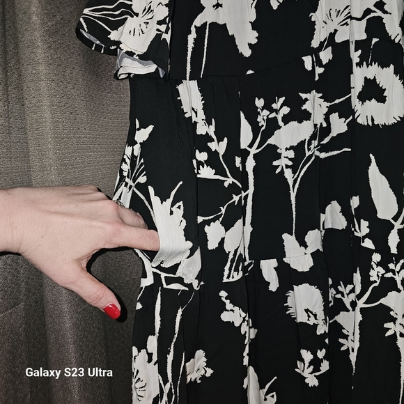 NWT Chico's Maxi Dress w/ pockets size 2.5 - Picture 5 of 6